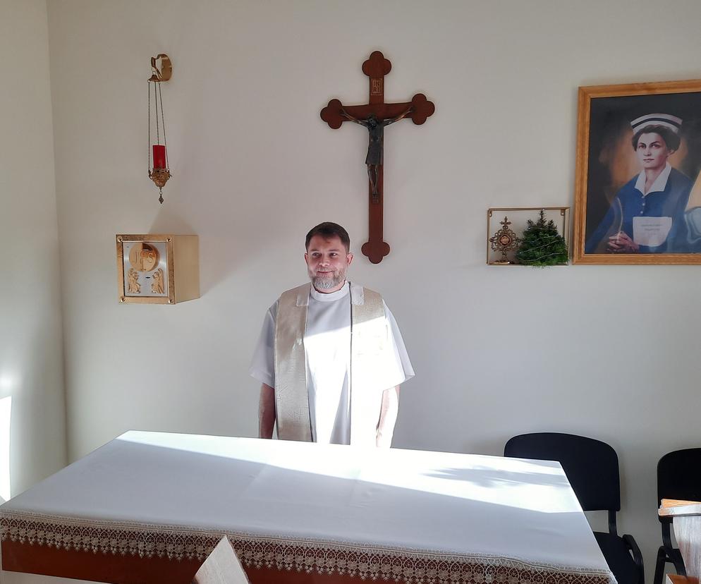 ks. Aleksander Głombiowski, kapelan pilskiego hospicjum