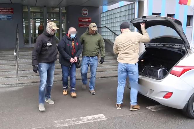 „Łowcy głów” dopadli Wojciecha B. Jego gang robił wstrętne rzeczy!