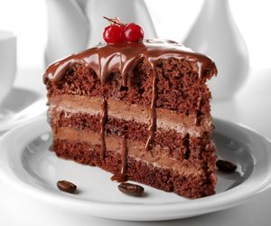 Mocno czekoladowe ciasto Hiszpan - słodkie i kuszące jak wakacyjny romans