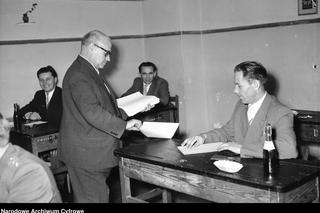 Tak wyglądała matura w czasach PRL. Pamiętacie swój egzamin?