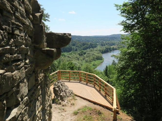 Zapierający dech widok na Bieszczady można oglądać z odnowionej platformy [FOTO]