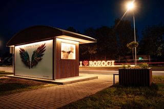 Takiej inicjatywy w Polsce jeszcze nie było. W tej gminie na Mazurach przystanki są jak dzieła sztuki