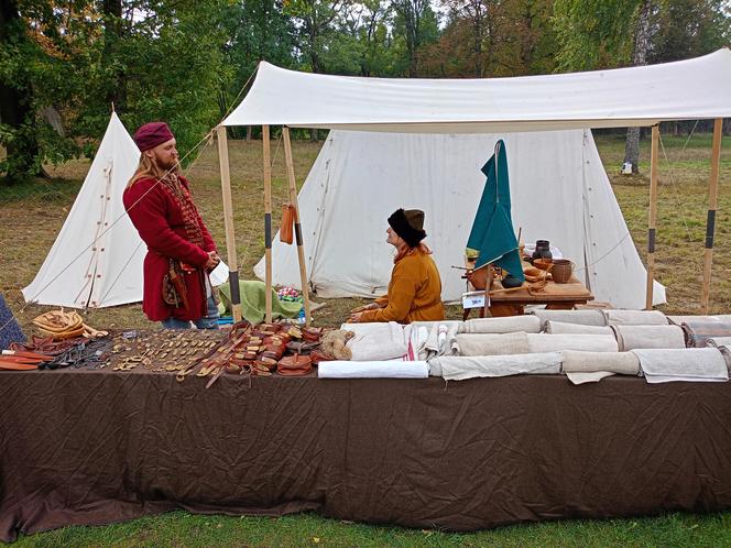 Odbywający się w Mrozach Festyn Archeologiczny to wydarzenie, które z roku na rok przyciąga coraz więcej umieszkańców regionu i turystów