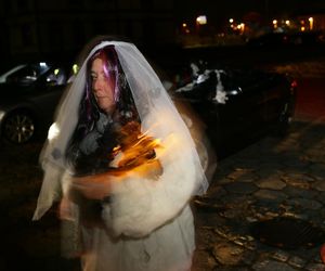 Halloweenowy Zlot Bezdaszników, czyli straszne kabriolety w Tychach. To dopiero wyższy poziom przebierania GALERIA