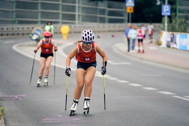 W pierwszym dniu zawodów o Puchar Polski w biegach na nartorolkach Marwe Cup zawodnicy wzięli udział w sprincie techniką dowolną