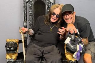 Randy Blythe (Lamb of God) wystawi na aukcję wyjątkowe buty od Ozzy’ego Osbourne’a