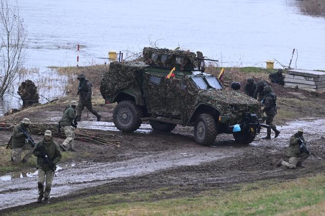 Okolice Korzeniewa w woj. Pomorskim. Przeprawa wojsk przez Wisłę