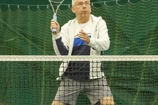 Karczewski gra w tenis. Ale wymiata!