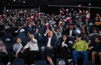 Premier Donald Tusk wśród gości zgromadzonych w Centrum Nauki Kopernik w Warszawie oglądał start misji Axiom-4 z polskim astronautą Sławoszem Uznańskim-Wiśniewskim