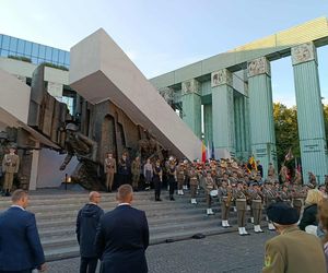 81. rocznica Powstania Warszawskiego. Uroczystości na pl. Krasińskich
