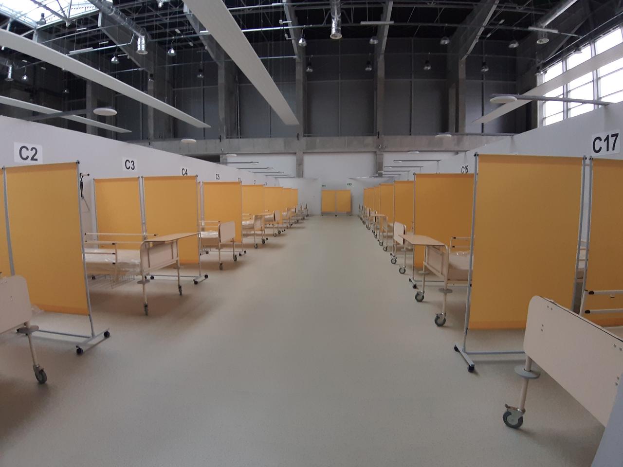 Szpital tymczasowy szykuje się na szczyt zachorowań Covid19. Ponad 140 łóżek