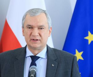Awantura na Uniwersytecie Warszawskim! Polityk zaatakowany koszem na śmieci