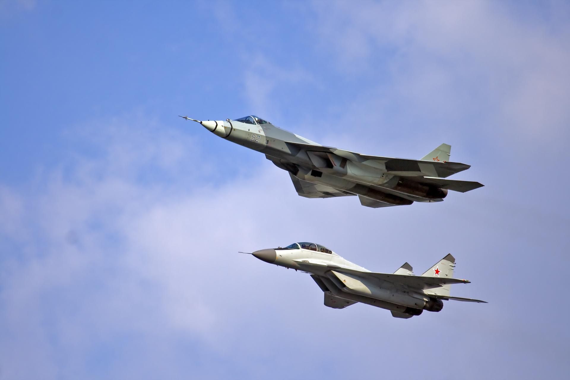 MiG-29 i Su-35 w Algierii