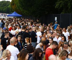 Gigantyczne kolejki przed stadionem. Tak fani czekali na koncert Dawida Podsiadło