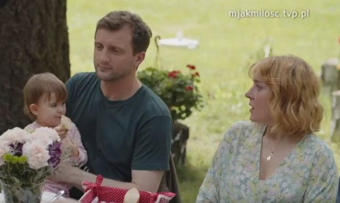 M jak miłość. Ula (Iga Krefft), Bartek (Arkadiusz Smoleński), Kalinka (Oliwia Kępka)