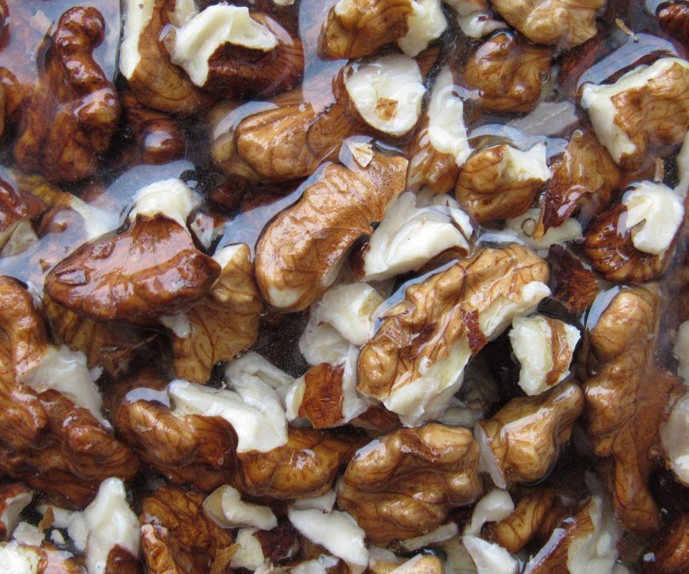 moczenie orzechów włoskich