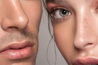 Przepiekne perfumy na wiosnę 2025. Ten zapach stanie sie Twoim podpisem 