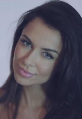 Natalia Siwiec w reklamie tuszu (2)