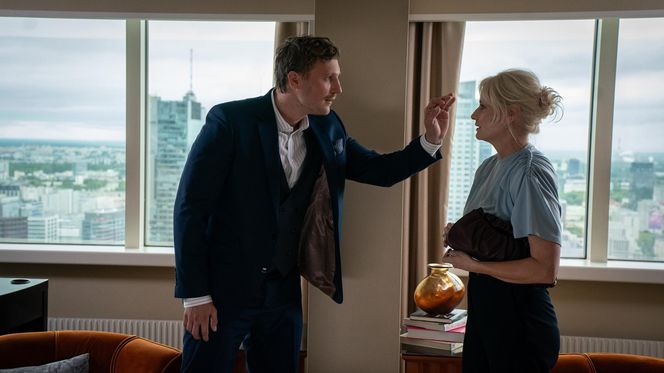 Rodzinka.pl 17 sezon odcinek 290. Natalia (Małgorzata Kożuchowska), terapeuta (Karol Dziuba)