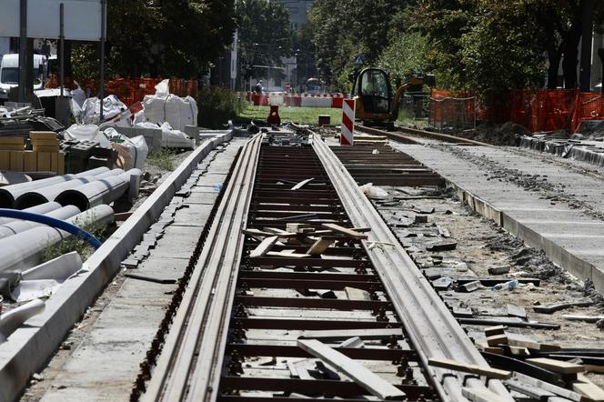 Tramwaje wrócą na Puławską we wrześniu? "Niech ta budowa już się skończy"