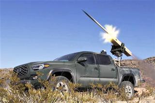 Wyrzutnia rakiet Vampier na samochodzie terenowym