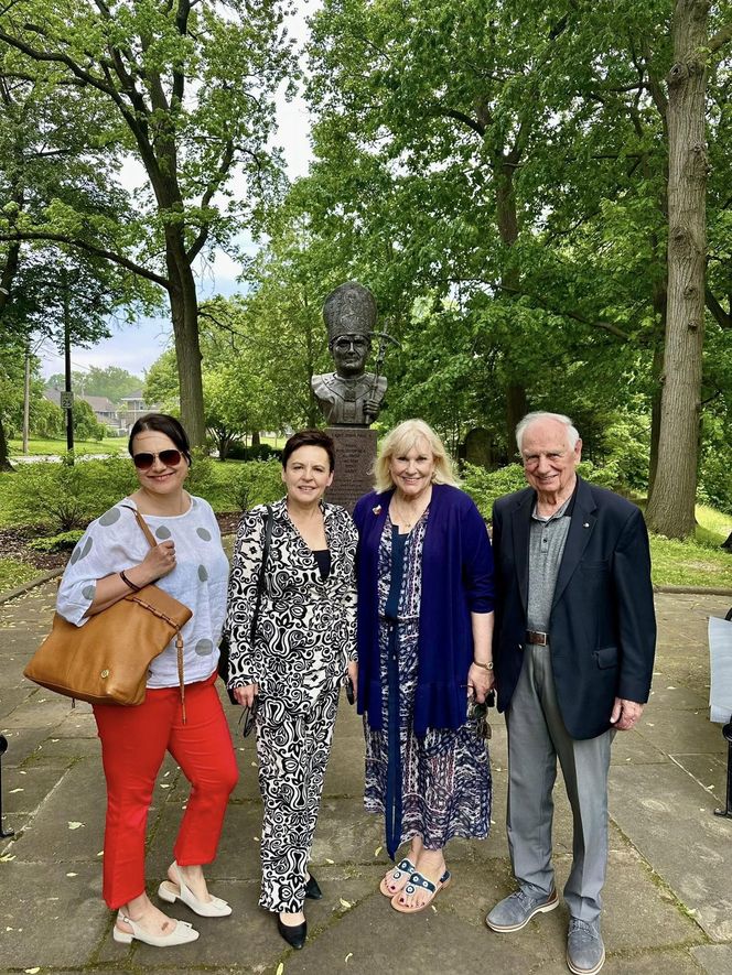 Pierwszy dyżur konsulatu RP z Chicago i wizyta w Ohio