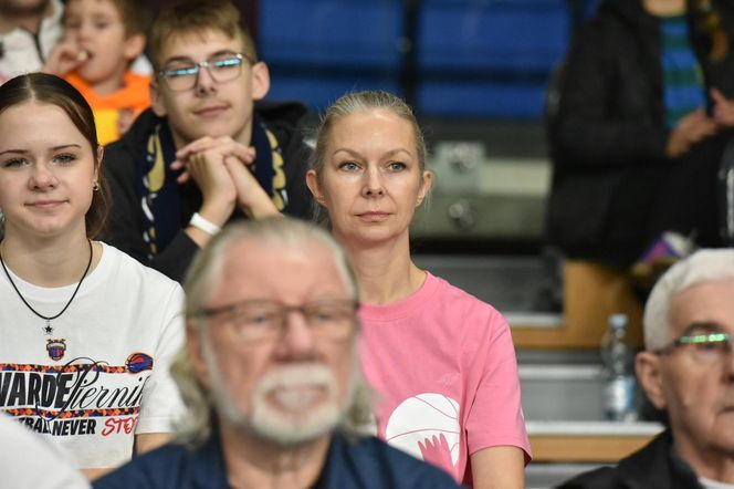 Arriva Lotto Twarde Pierniki Toruń - Legia Warszawa, zdjęcia kibiców i zawodników z meczu Orlen Basket Ligi