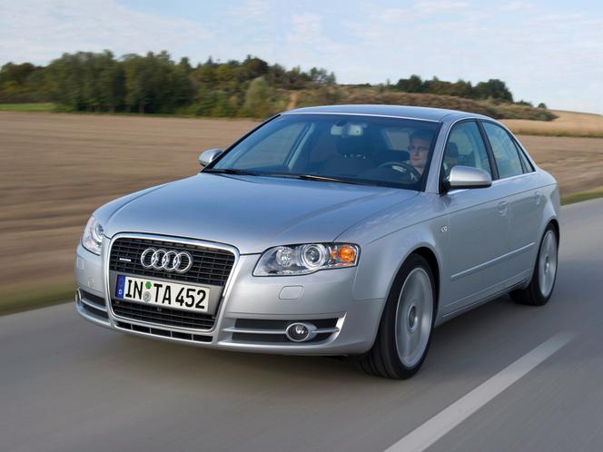 Audi A4 Sedan B7 - (2004-2007)