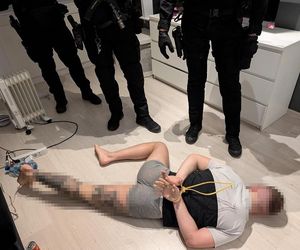Łódzka policja rozbiła grupę handlującą dopalaczami. Wśród zatrzymanych pseudokibice