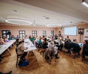 Odbyła się konferencja „W kręgu wsparcia”. Pedagodzy uczyli się jak pomagać uczniom