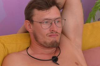 Love Island 8 - odcinek 3. Marcin robi się zazdrosny o Karolinę