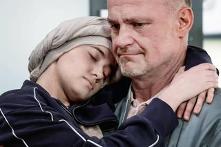 Pierwsza miłość odc. 4071. Bolesław Olszewski (Dawid Zawadzki) Angelika (Patrycja Franczak)