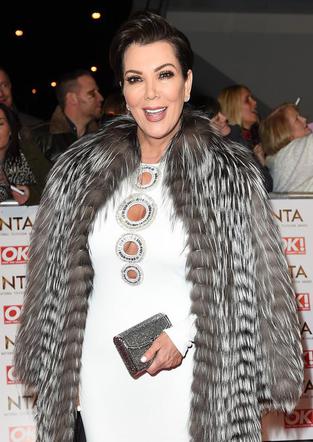 Kris Jenner kopiuje Kim Kardashian i Kayne'go Westa?! Zazdrościła im chyba futerka ;) ZDJĘCIA