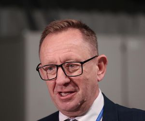 „Słodki” biznes PiS z Dawtoną. Jak musy owocowe zaplątały się w aferę CPK?