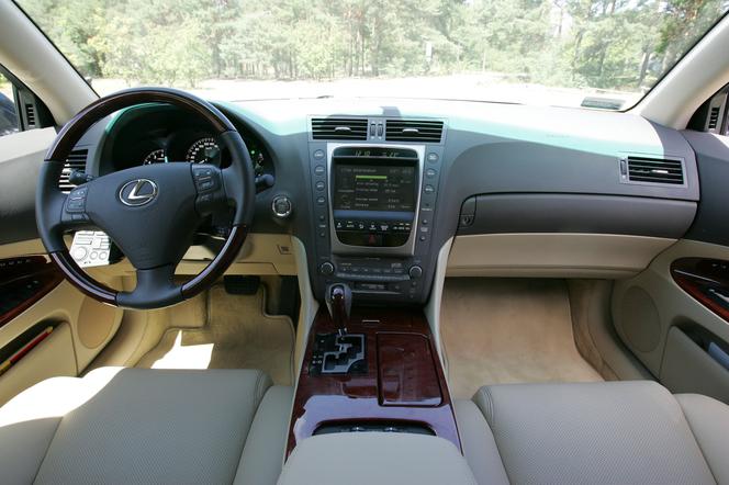 Lexus GS 300