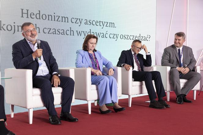 Debata hedonizm, czy ascetyzm. Forum Ekonomiczne Karpacz 2022