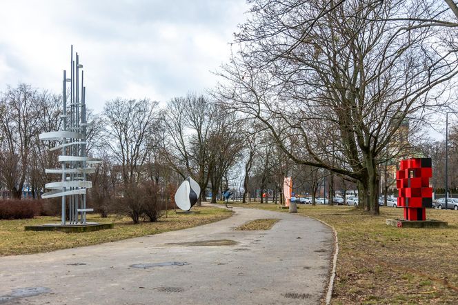 "Galeria samochodowa" w Warszawie na Woli