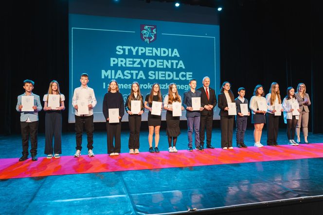 Blisko 700 najzdolniejszych siedleckich uczniów z nagrodami za dokonania w nauce!