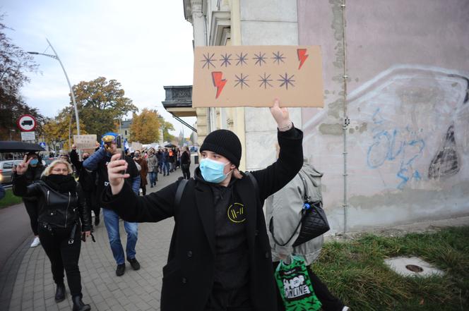 Koszalin: Protest kobiet na ulicach miasta