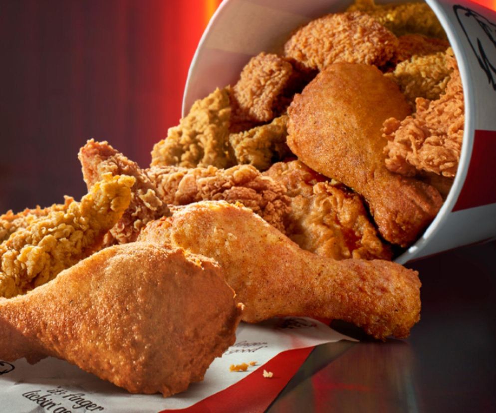 Smakowita promocja od KFC wchodzi do restauracji i na parkiet EuroBasketu