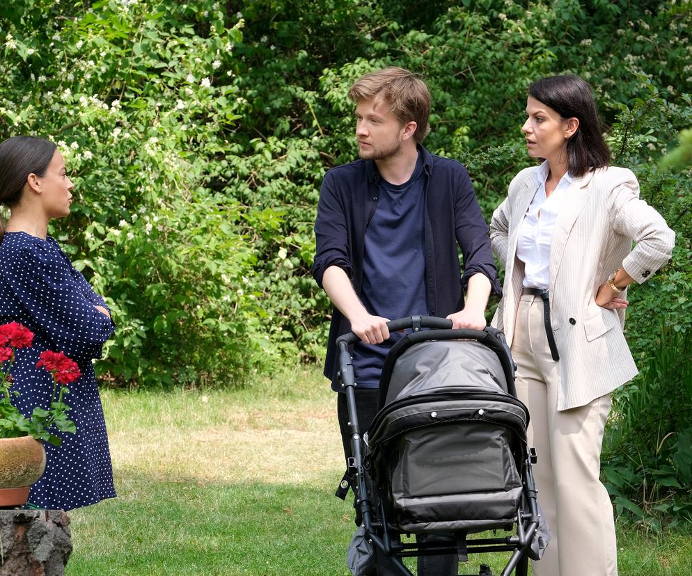 M jak miłość, odc. 1687: Magda (Anna Mucha), Łukasz (Jakub Józefowicz), Patrycja (Alżbeta Lenska)