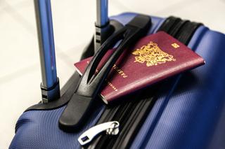 W warmińsko-mazurskim wzrosło zainteresowanie paszportami. Ustawiają się długie kolejki