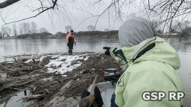 Grupa Specjalna Płetwonurków RP prowadzi poszukiwania na Sanie