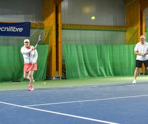 Katarzyna Niezgoda i ukochany rozgrzali kort! Spódniczka kusa, za to mimika na bogato