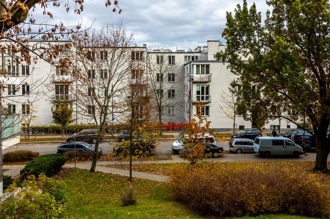 Blok przy ul. Słonecznej 50 w Warszawie