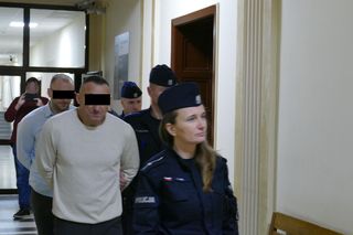 Sprawcy strzelaniny na myjni samochodowej stanęli przed sądem. Proces przybrał nieoczekiwany obrót