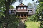 Ta małopolska willa jest perłą architektury. Kiedyś należała do sławnego poety, pioniera Młodej Polski 