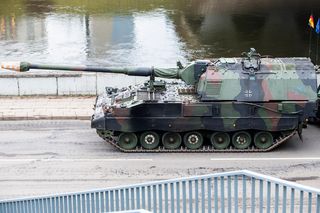 haubica Panzerhaubitze 2000