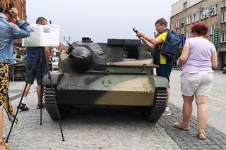 Białystok. IX Podlaski Piknik Militarny “Misja WSCHÓD”. Prezentacja na Rynku Kościuszki