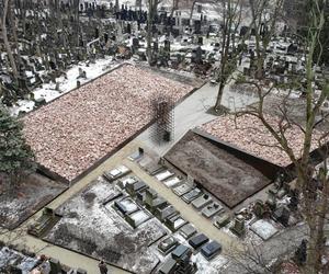 Pamięci mieszkańców getta: nowy monument na cmentarzu żydowskim w Warszawie